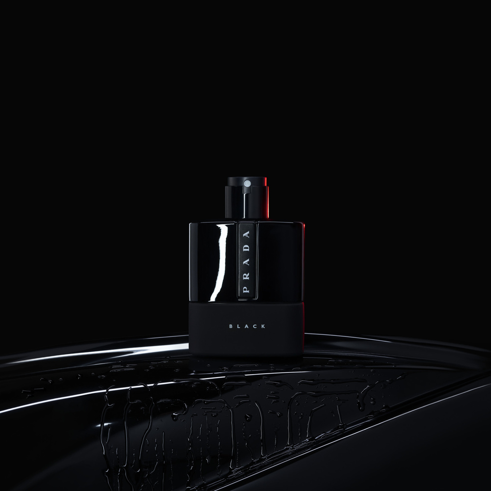 Prada Luna Rossa Black Eau de parfum boisée ambrée magnétique pour homme