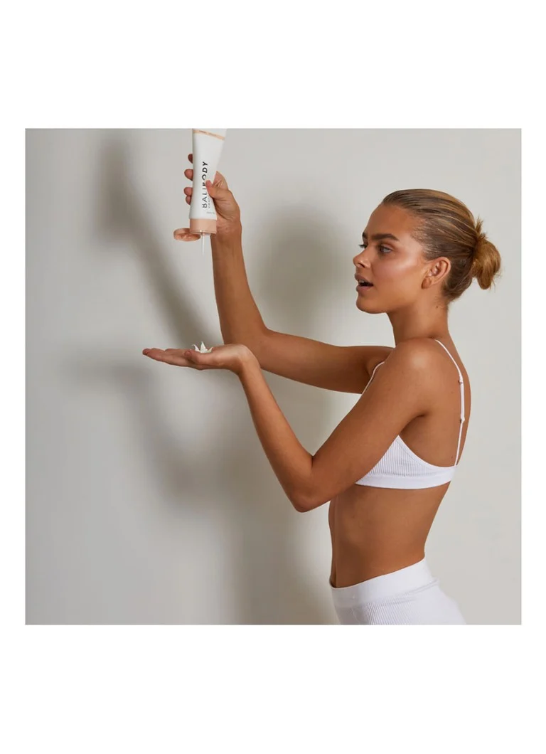 Bali Body Gradual Body Tan - body lotion with self-tanner
