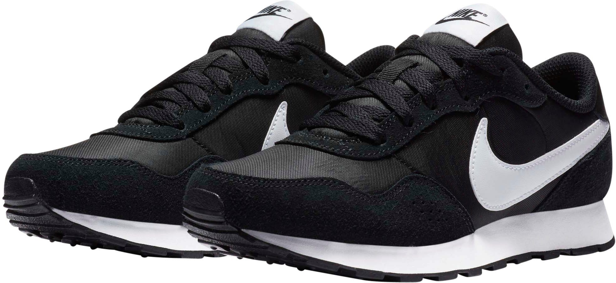 Nike Sportswear Md Runner Valiant Sneaker