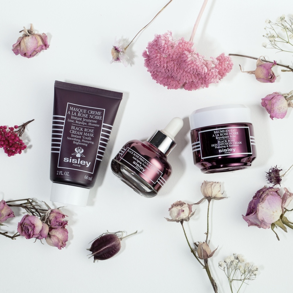Sisley Baume-en-Eau à la Rose Noire Crème Repulpante - Jeunesse et Eclat duTeint