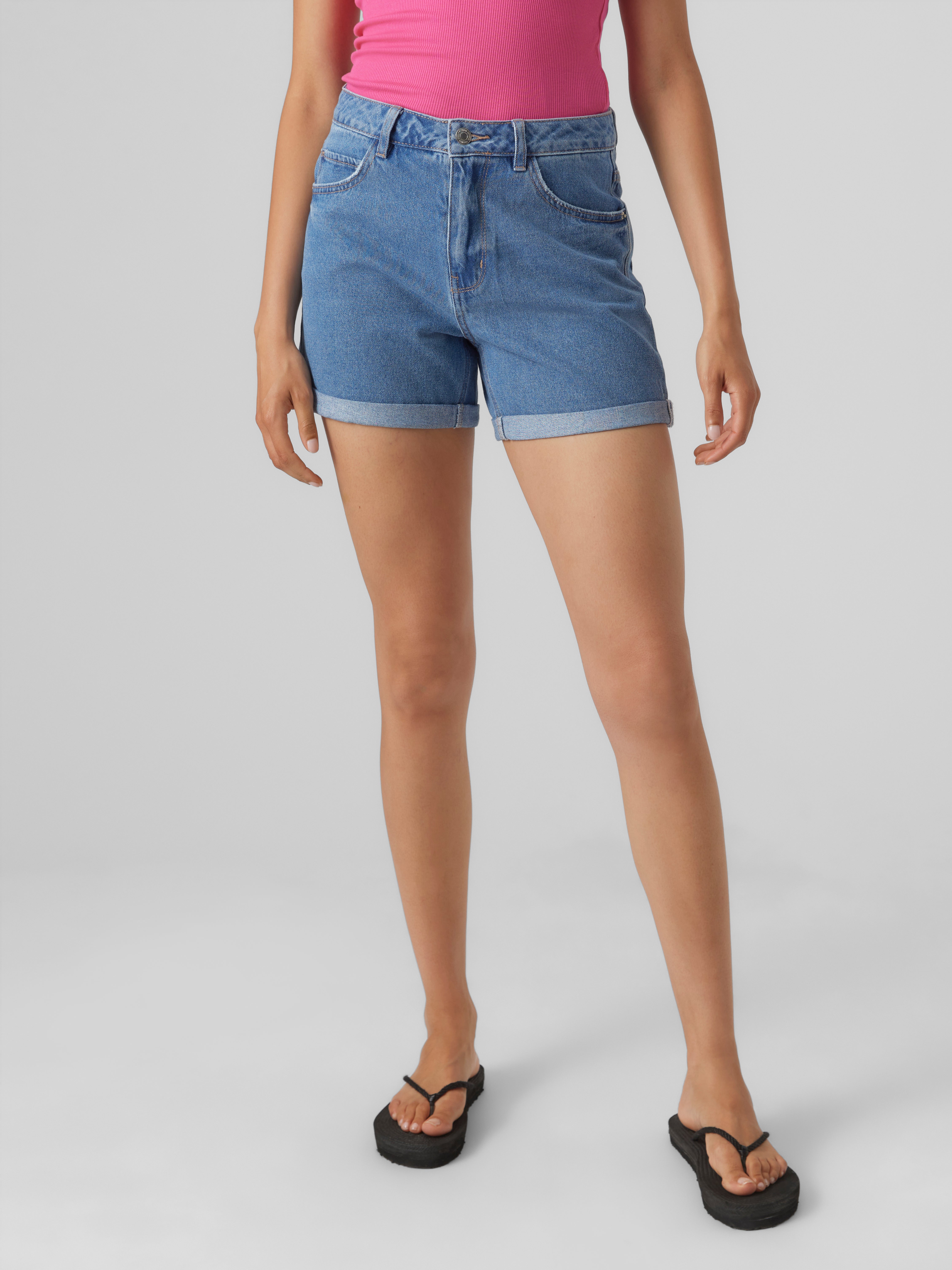 VMNINETEEN Shorts