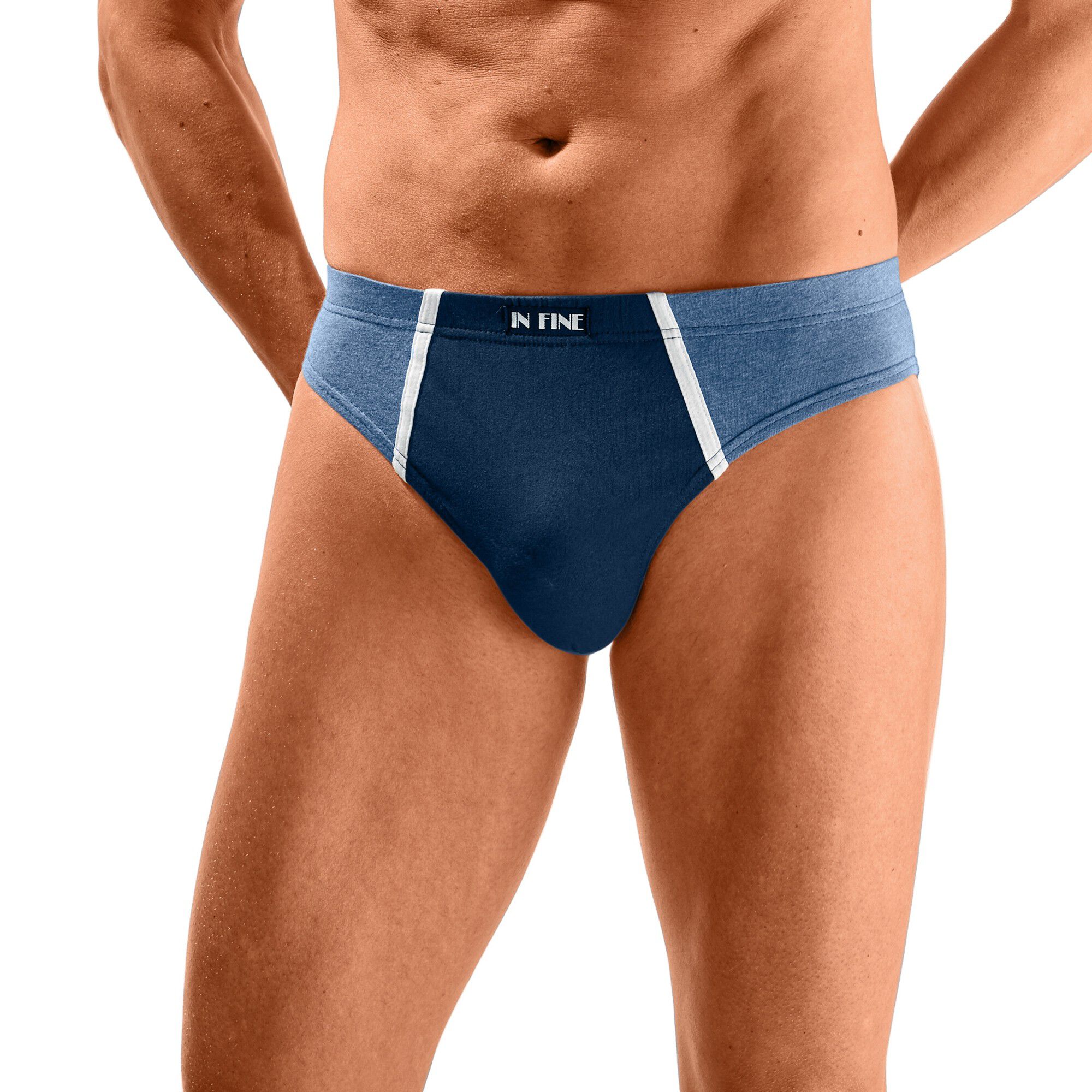 Slip fermé taille basse