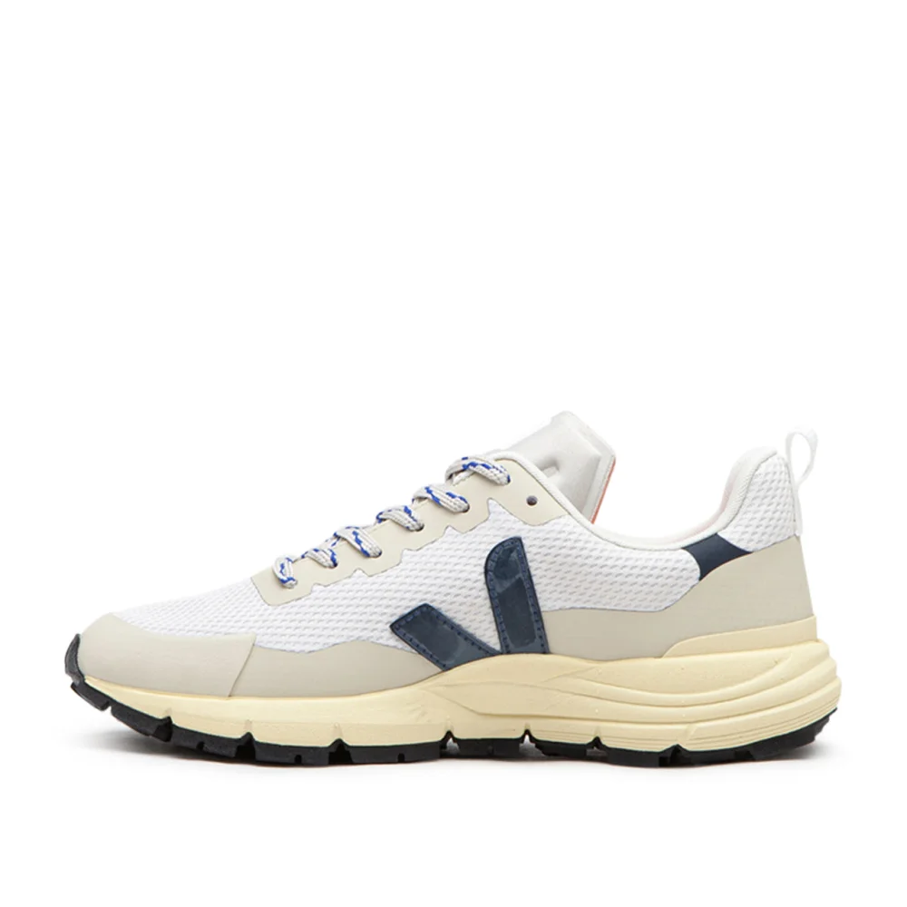 VEJA Dekkan DC1803220A / grau