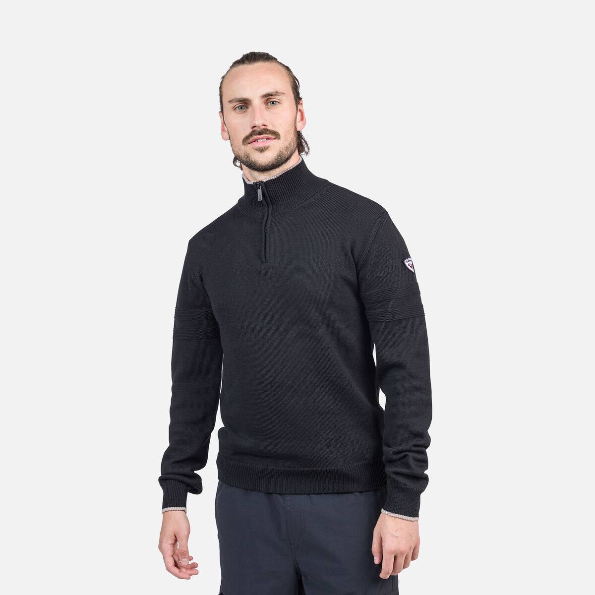 Herrenstrickpullover mit halbem Reißverschluss