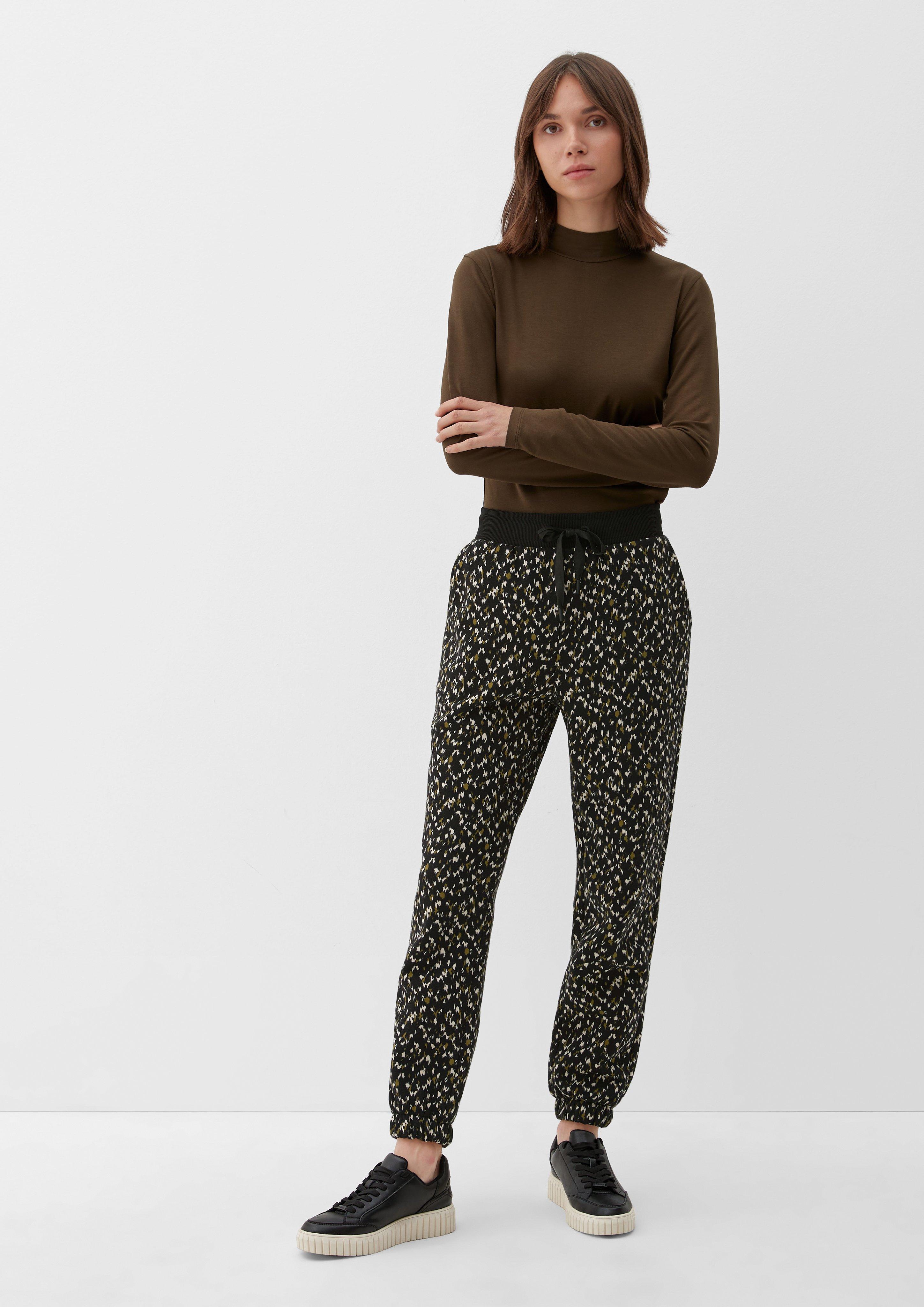 Sweatpants mit Allovermuster  2122568-99A2