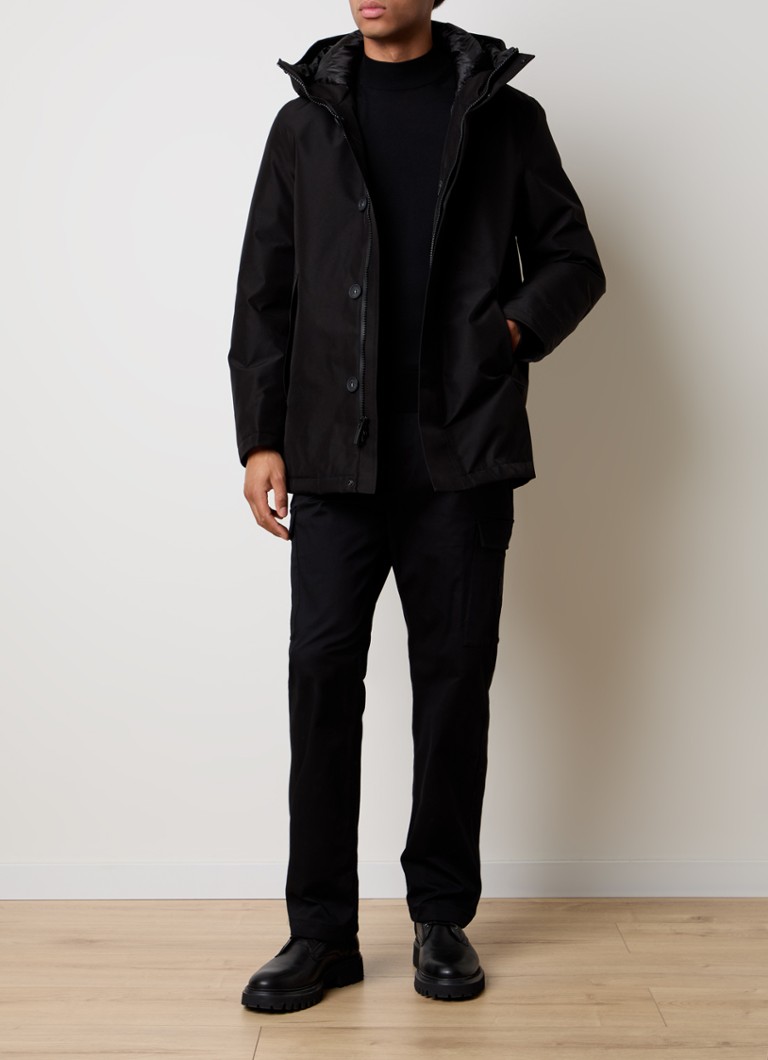 Woolrich GTX quilted parka with down filling and side pockets