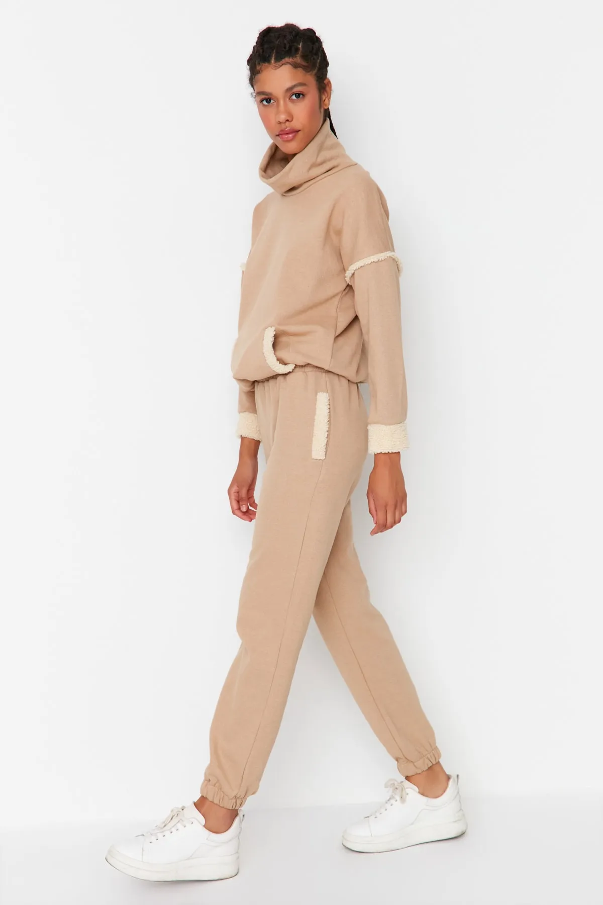 Trendyol Collection  Jogginghose - Braun - Loose Jogger