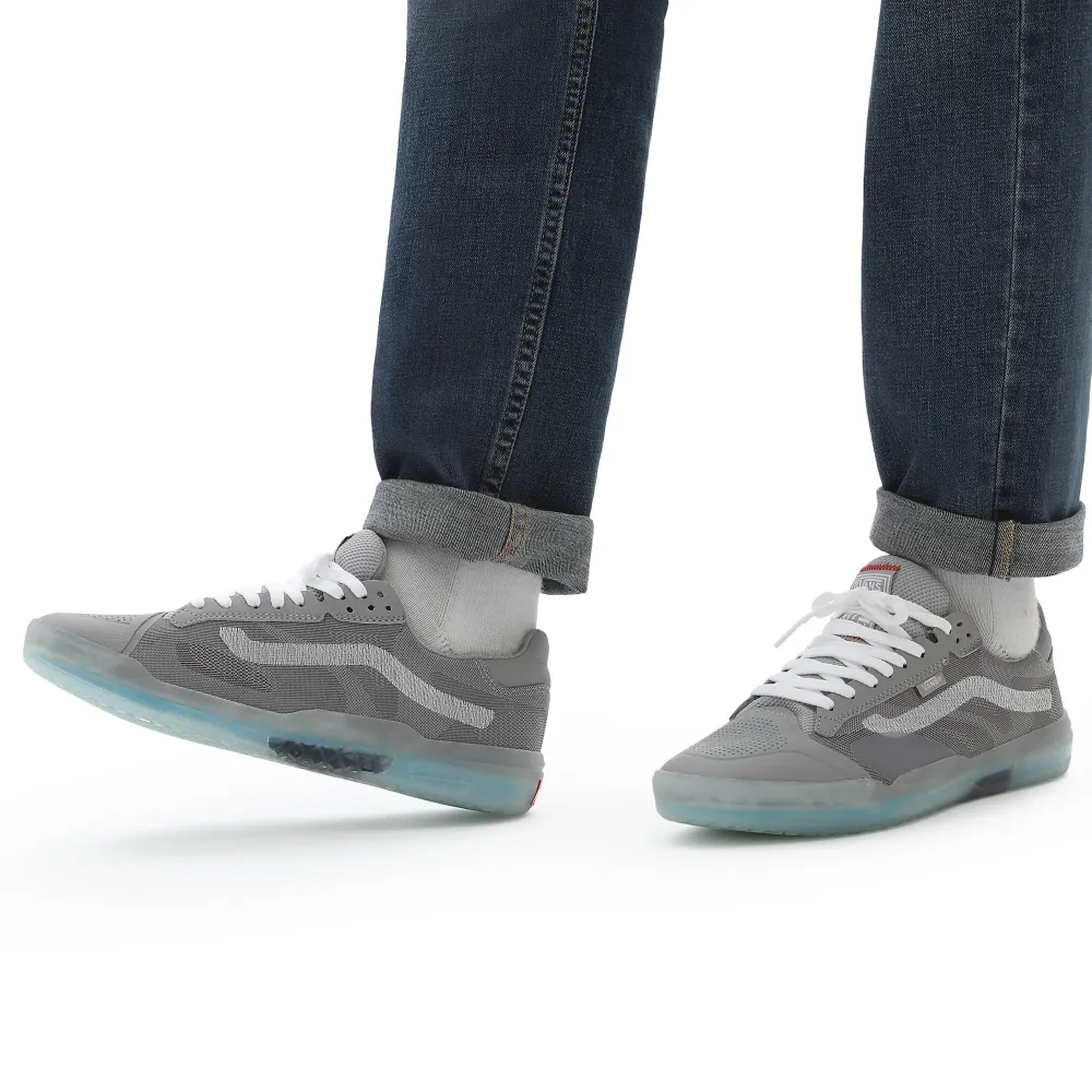 Vans EVDNT UltimateWaffle VN0A5DY7LUY1 / grau