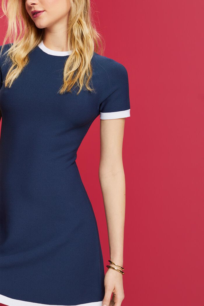 Kurzärmeliges Strickkleid