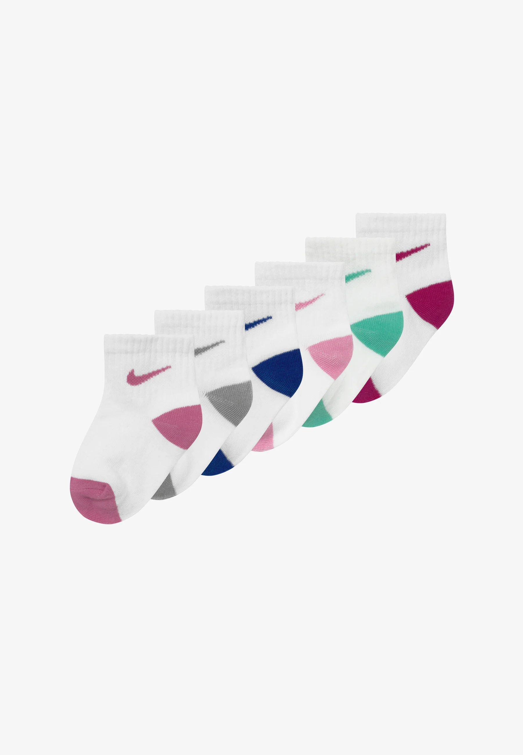 Nike Sportswear - Calcetines tobilleros para bebé (paquete de 6)