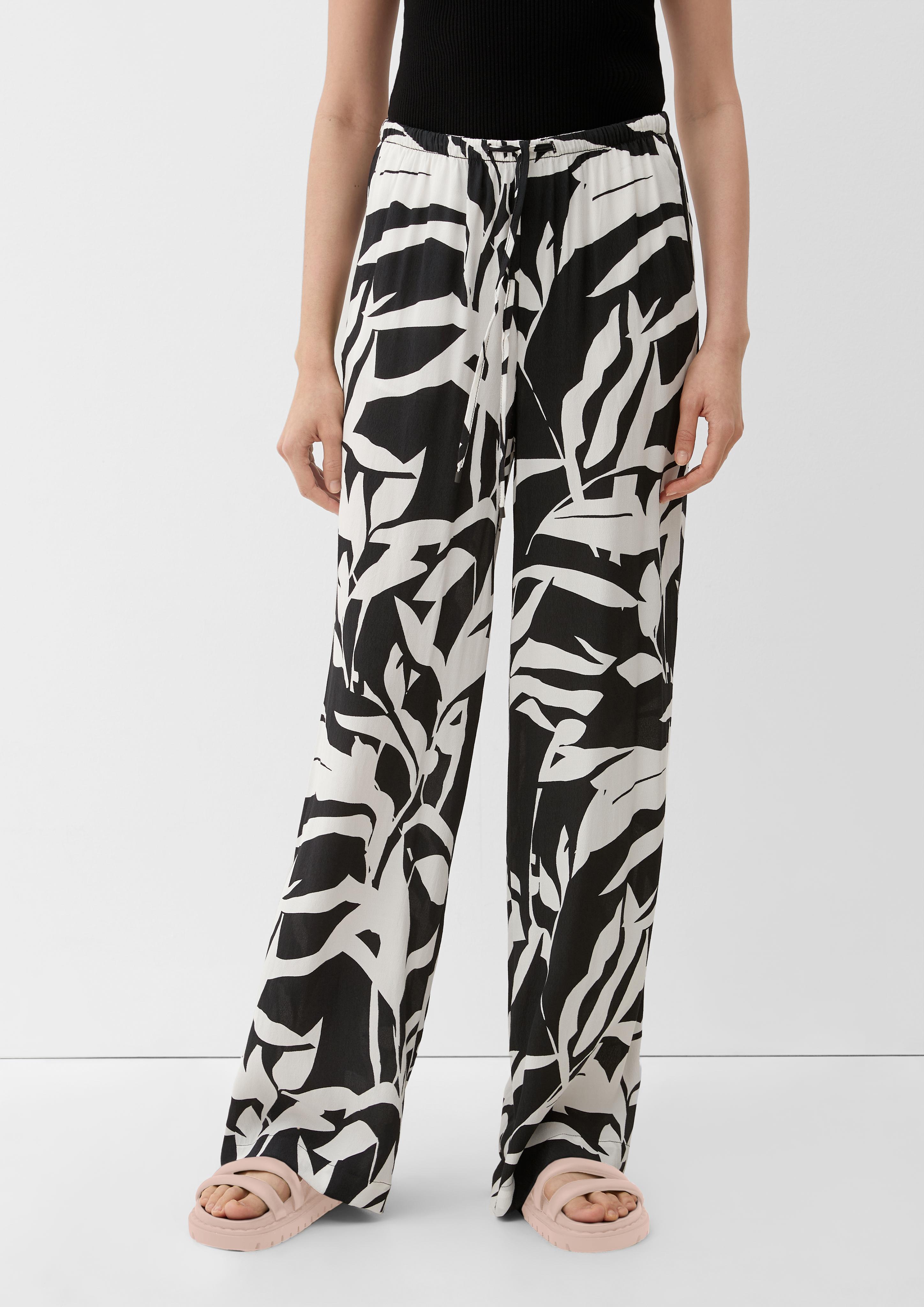 Loose: Hose mit Crêpe-Struktur  2131909-99A3