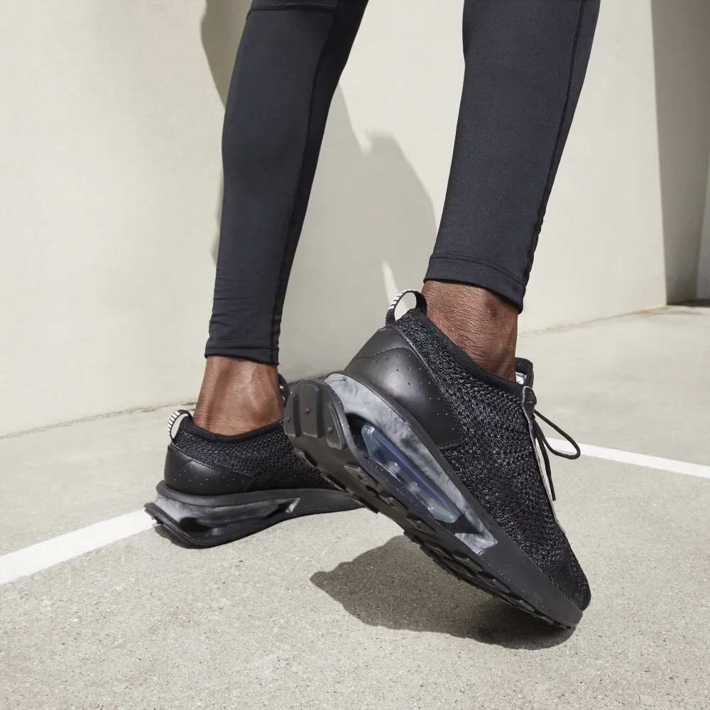 Nike Air Max Flyknit Racer FD2764 001 / schwarz