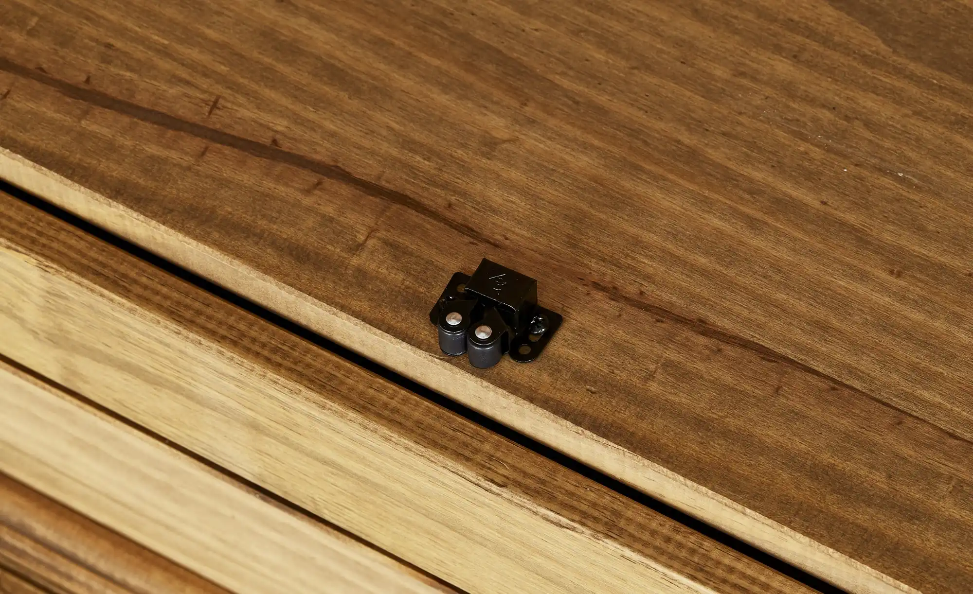Kleiderschrank, 2-türig