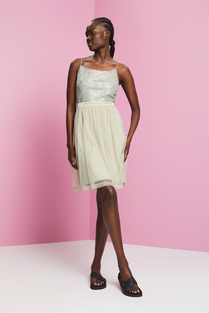 Minikleid aus Mesh mit Paillettentop