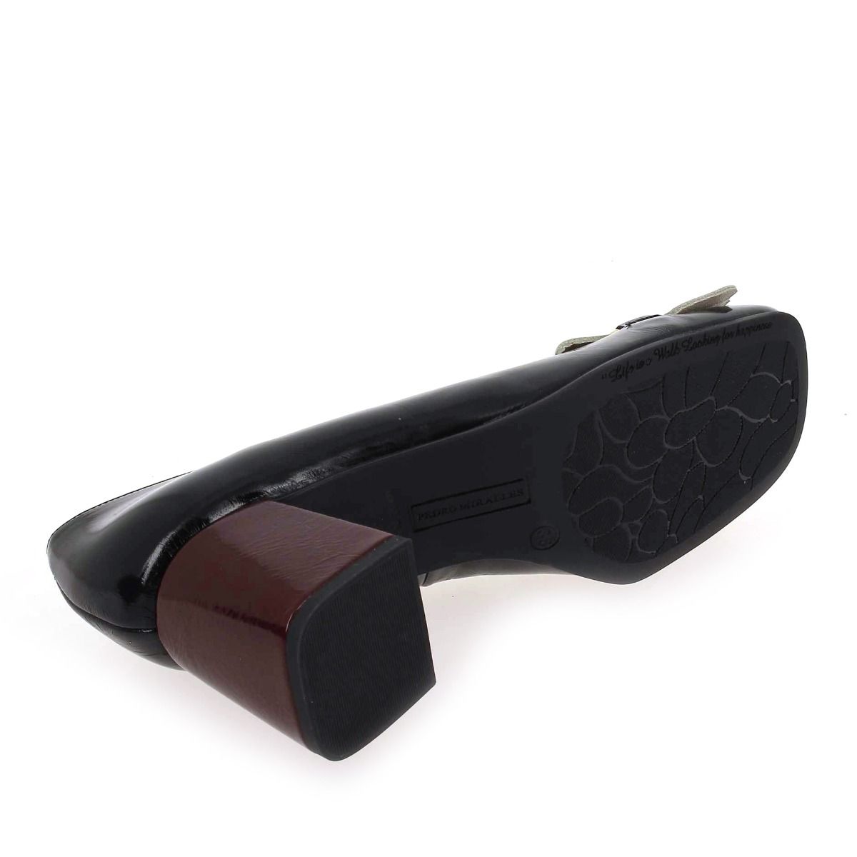Pedro Miralles  25450 - Noir Blanc