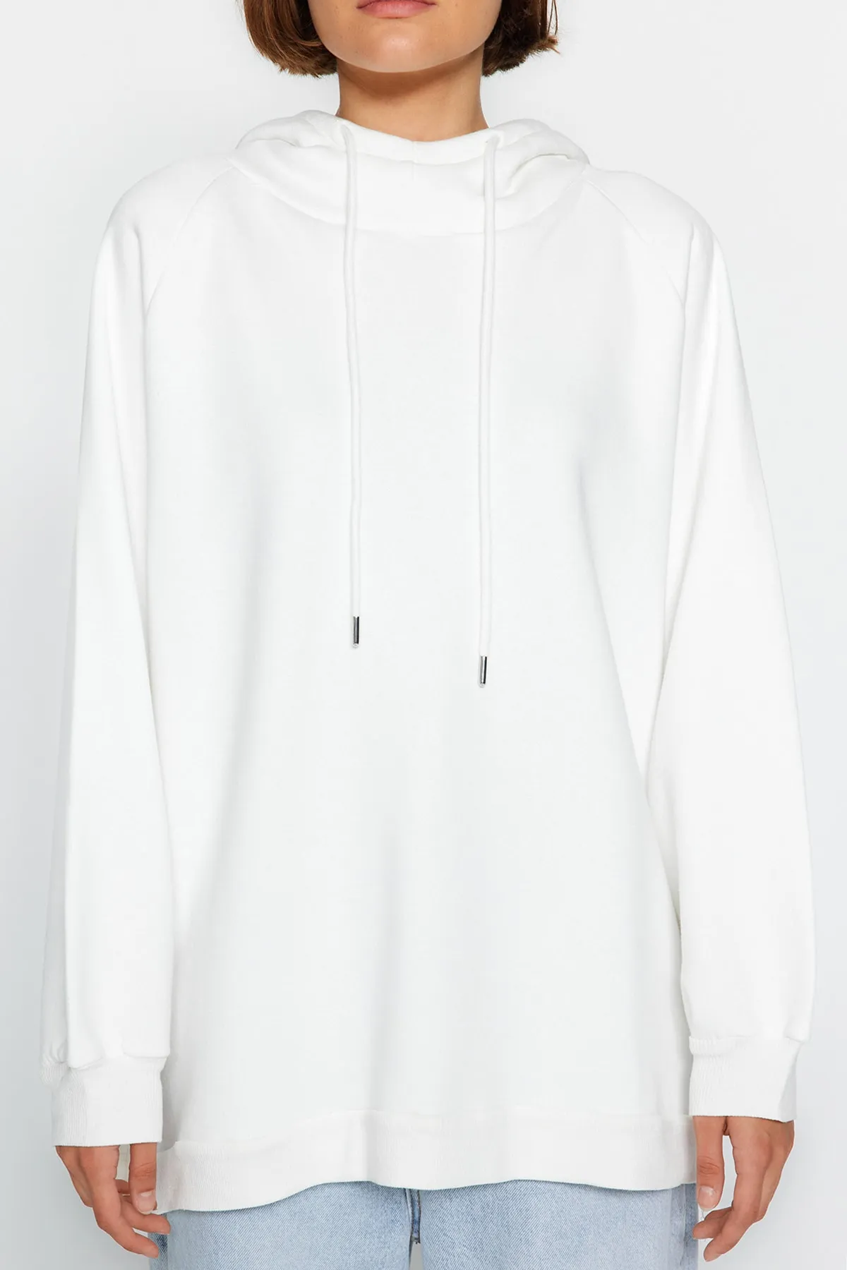Trendyol Collection  Ecrufarbenes, übergroßes Sweatshirt aus Rippstrick mit Kapuze