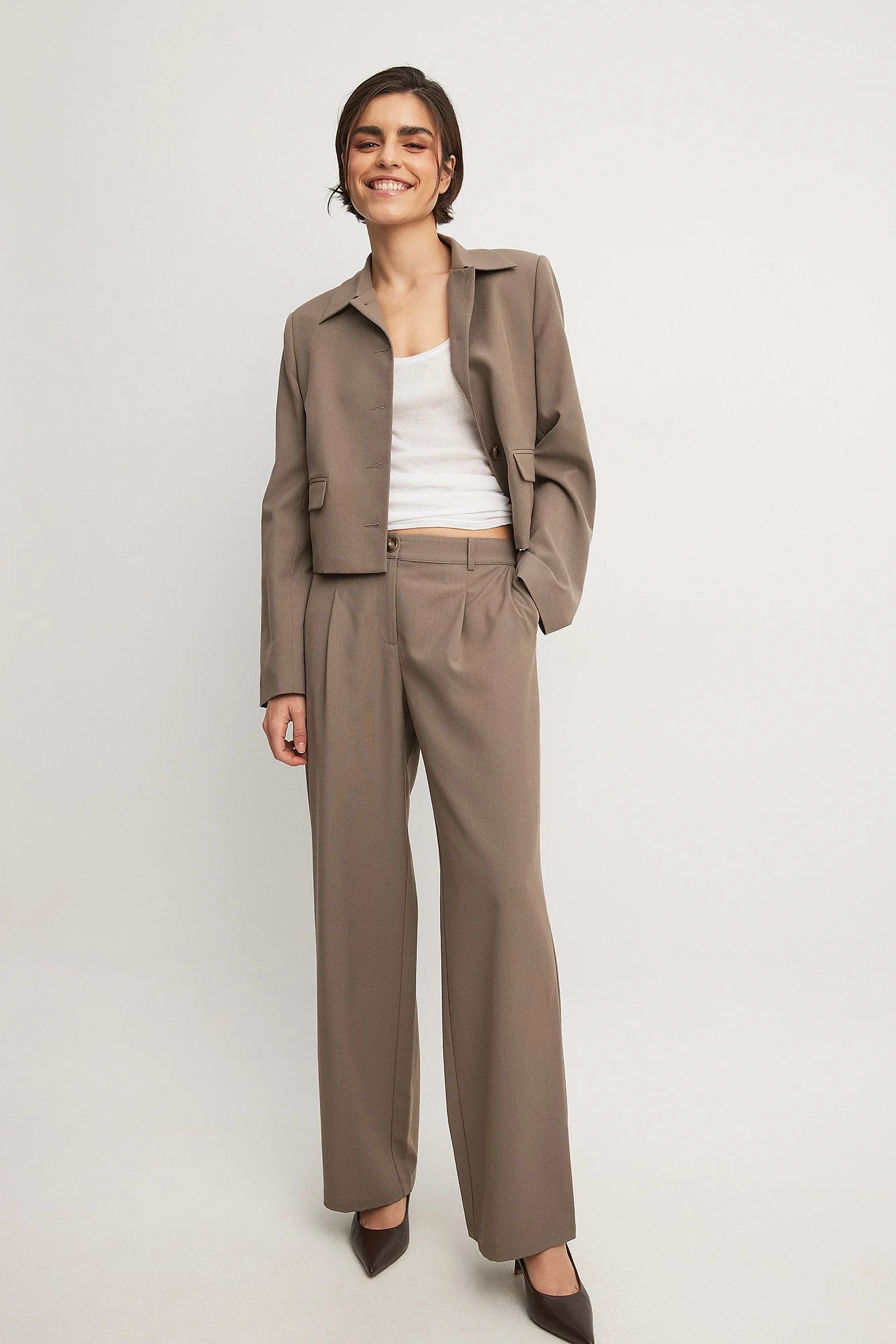Maßgeschneiderte Hose mit niedriger Taille