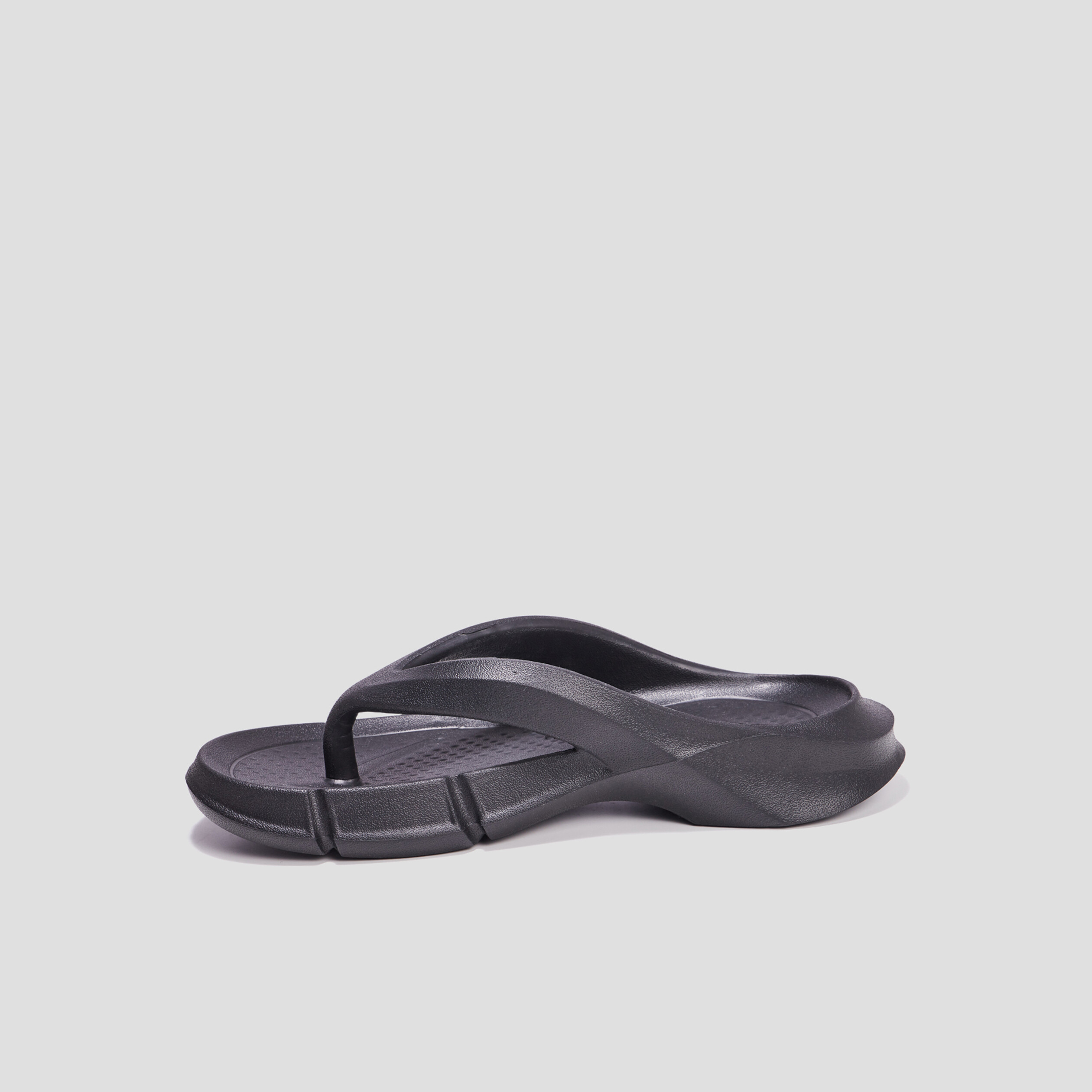 Tongs Liberto noir homme | La Halle