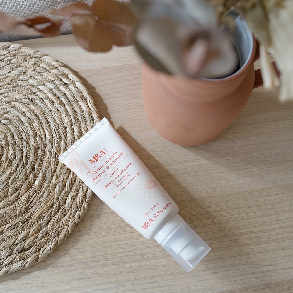 m&a lab La Crème minceur et relaxante Crème corps fermeté et minceur