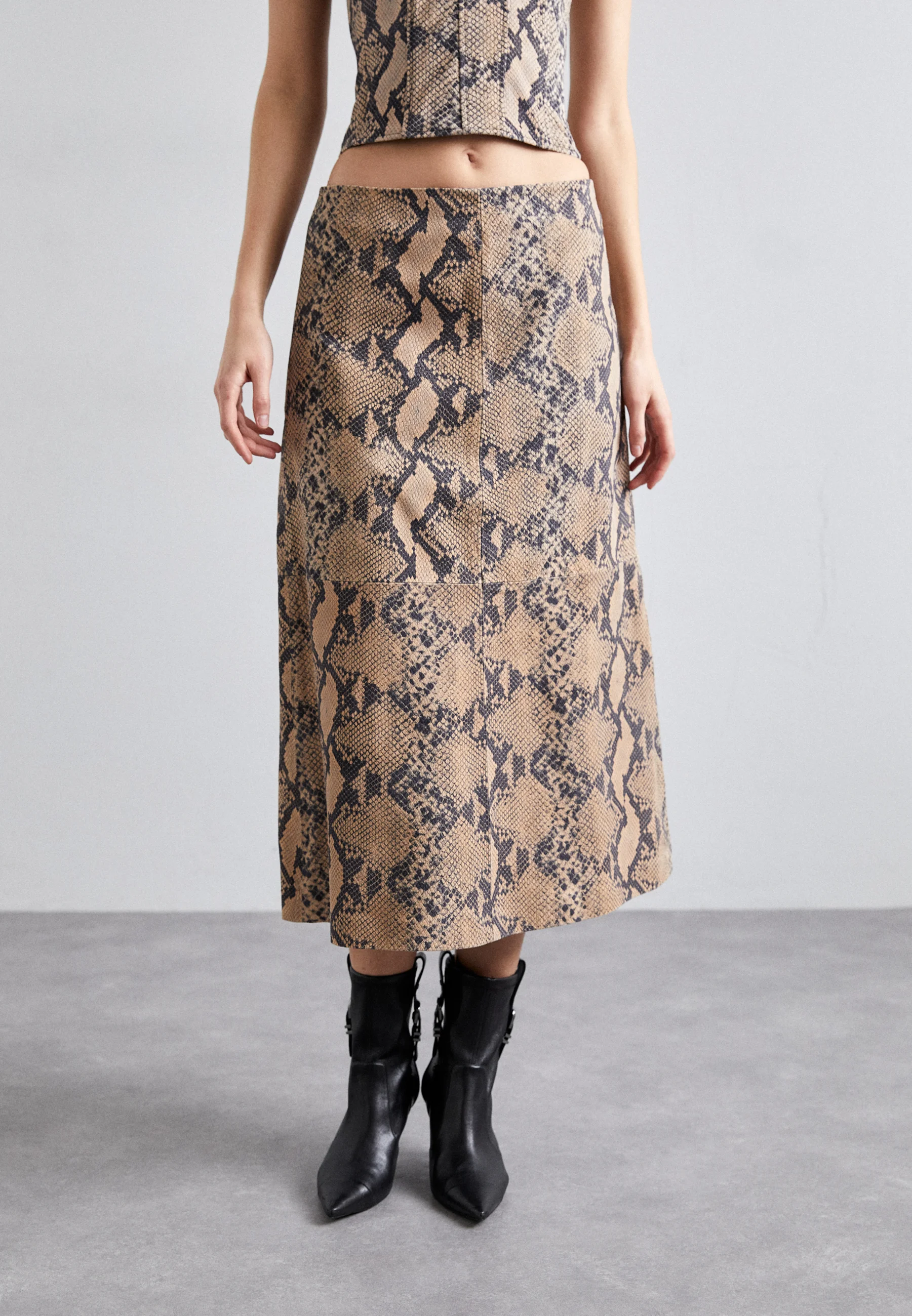 FALDA MIDI STUDIO ID - Falda acampanada