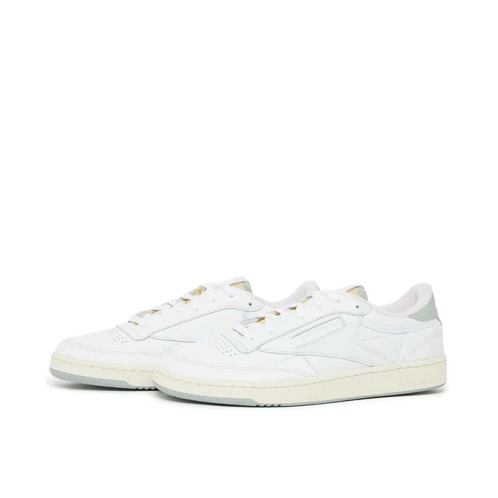 Reebok x solebox Wmns Club C 85 Vintage 100073104 / weiss