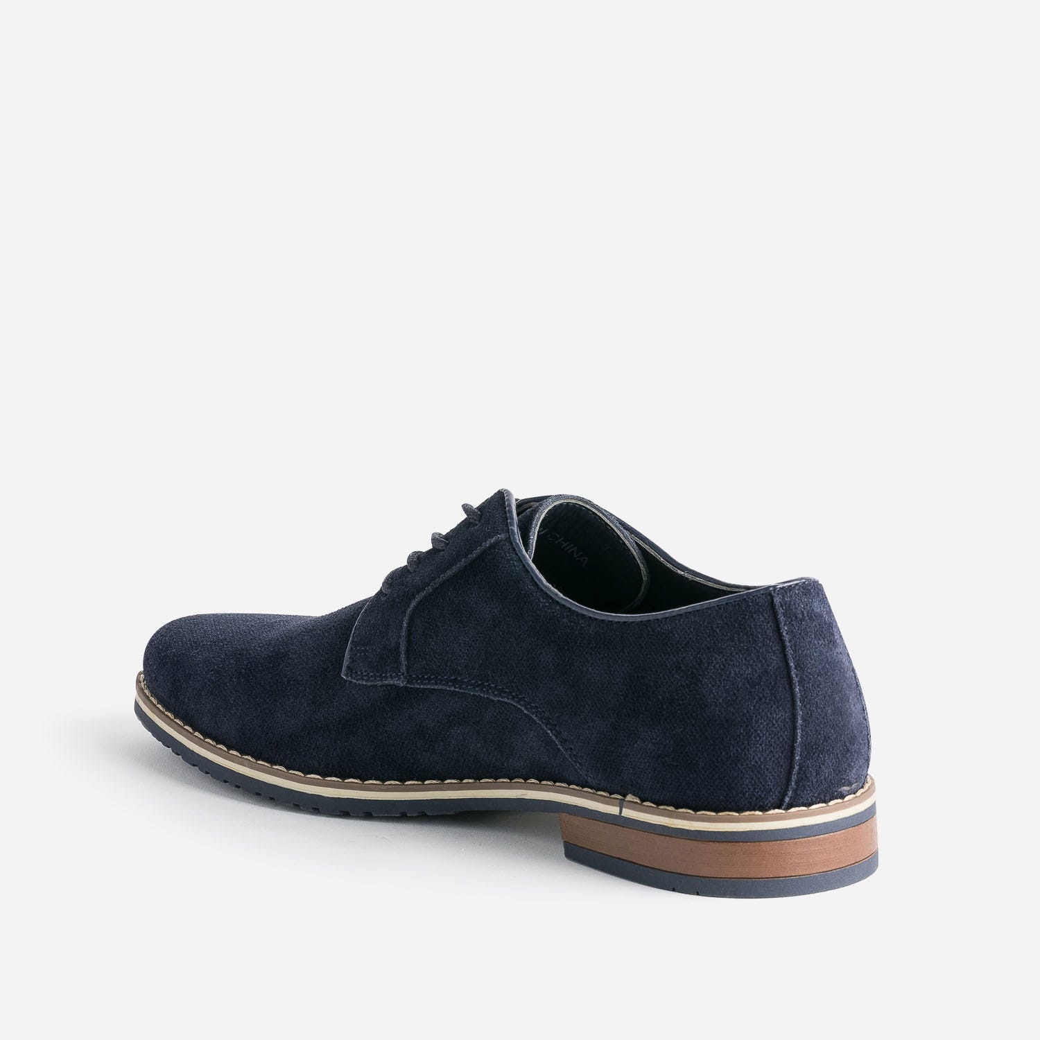 Derby marine en cuir velours embossé