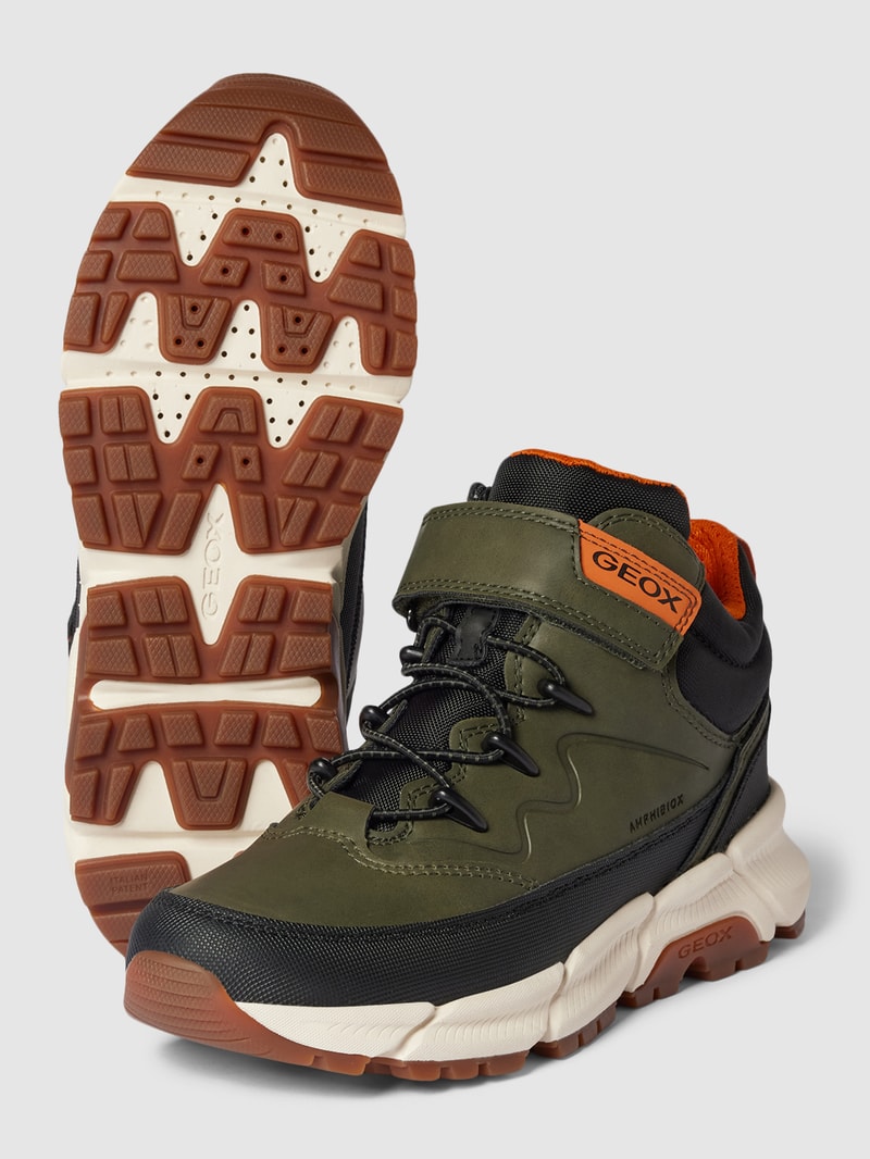 Halbschuhe mit Klettverschluss in khaki