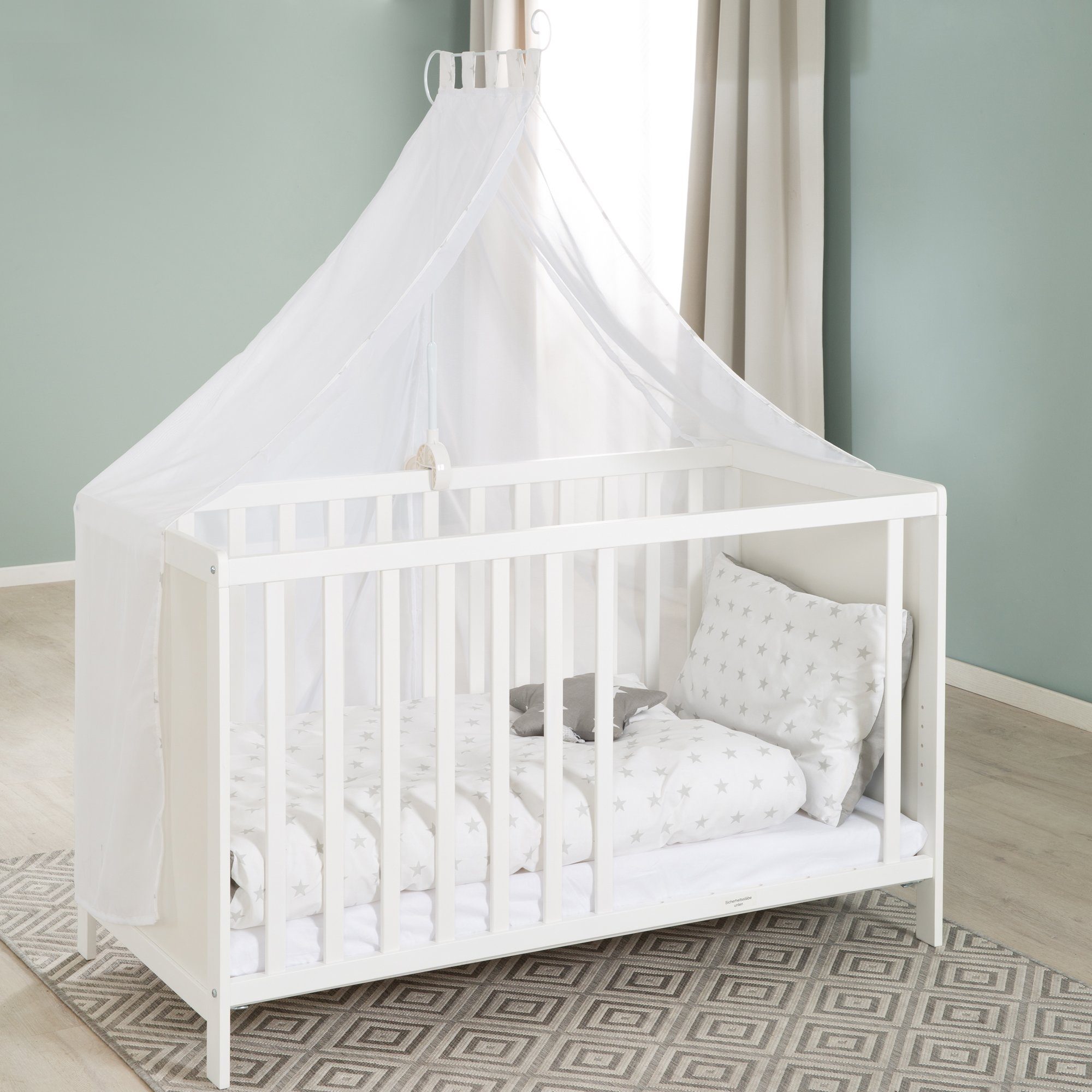roba® Babybett Multifunktionsbett mit Beistellfunktion, 7-tlg., Lattenrost, Matratze, Nestchen, Bettverkleinerer, Himmel, Himmelstange