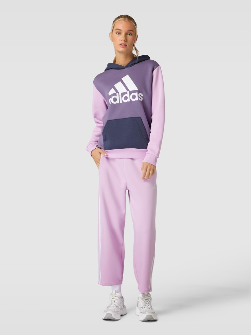 Sweatpants mit Logo-Streifen in violett