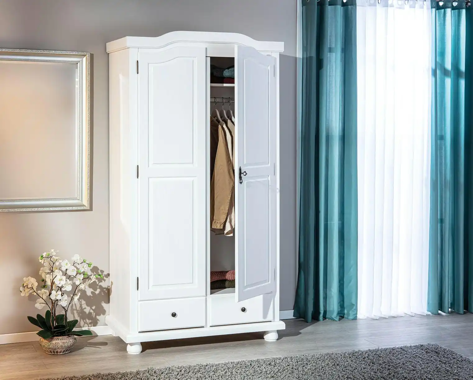 Drehtürenschrank