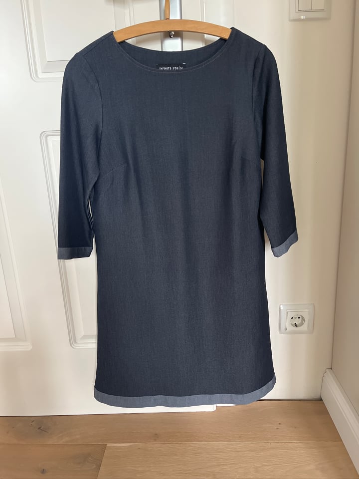 INFINITE YOU Kleid in Dunkelblau günstig kaufen M