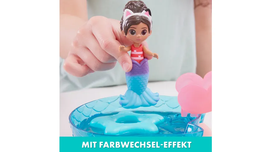 Gabby’s Dollhouse, Purrific Pool Party Spielset mit Gabby- und Meerkätzchen-Figur