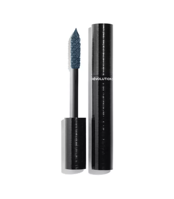 LE VOLUME RÉVOLUTION DE CHANEL Mascara volume extrême. Brosse imprimée en 3d