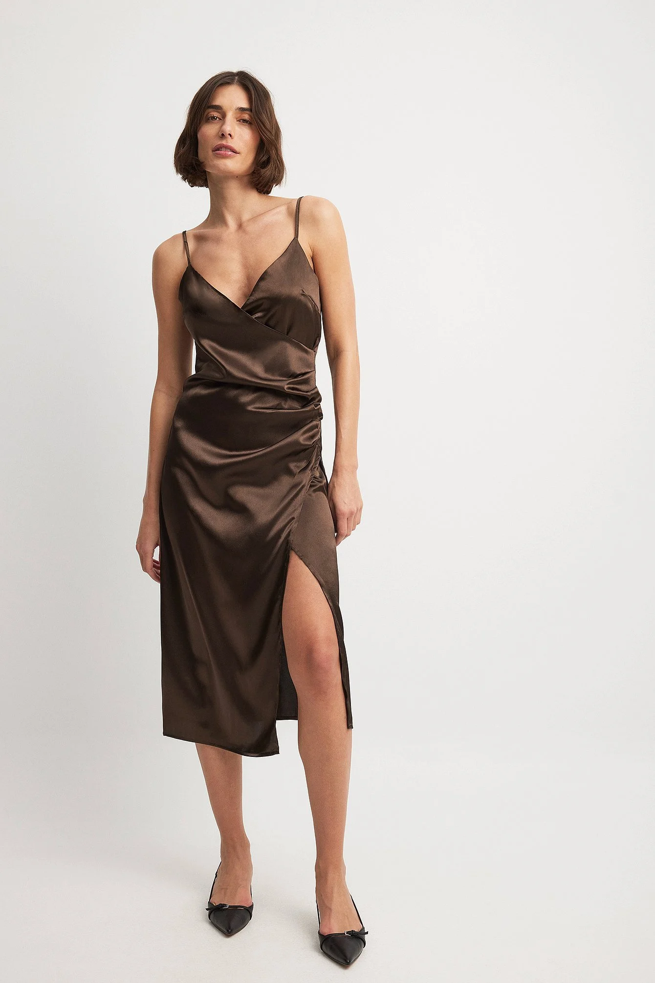 Überlappendes Satin-Slipkleid