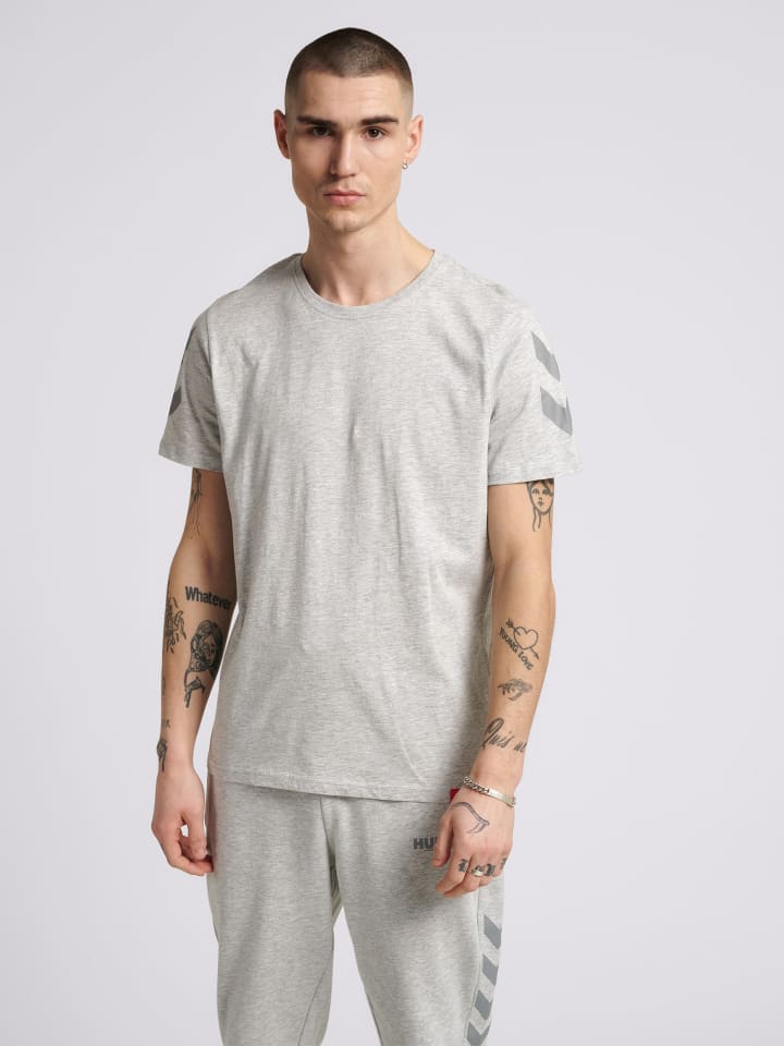 Hummel Hummel T-Shirt Hmllegacy Erwachsene in GREY MELANGE günstig kaufen