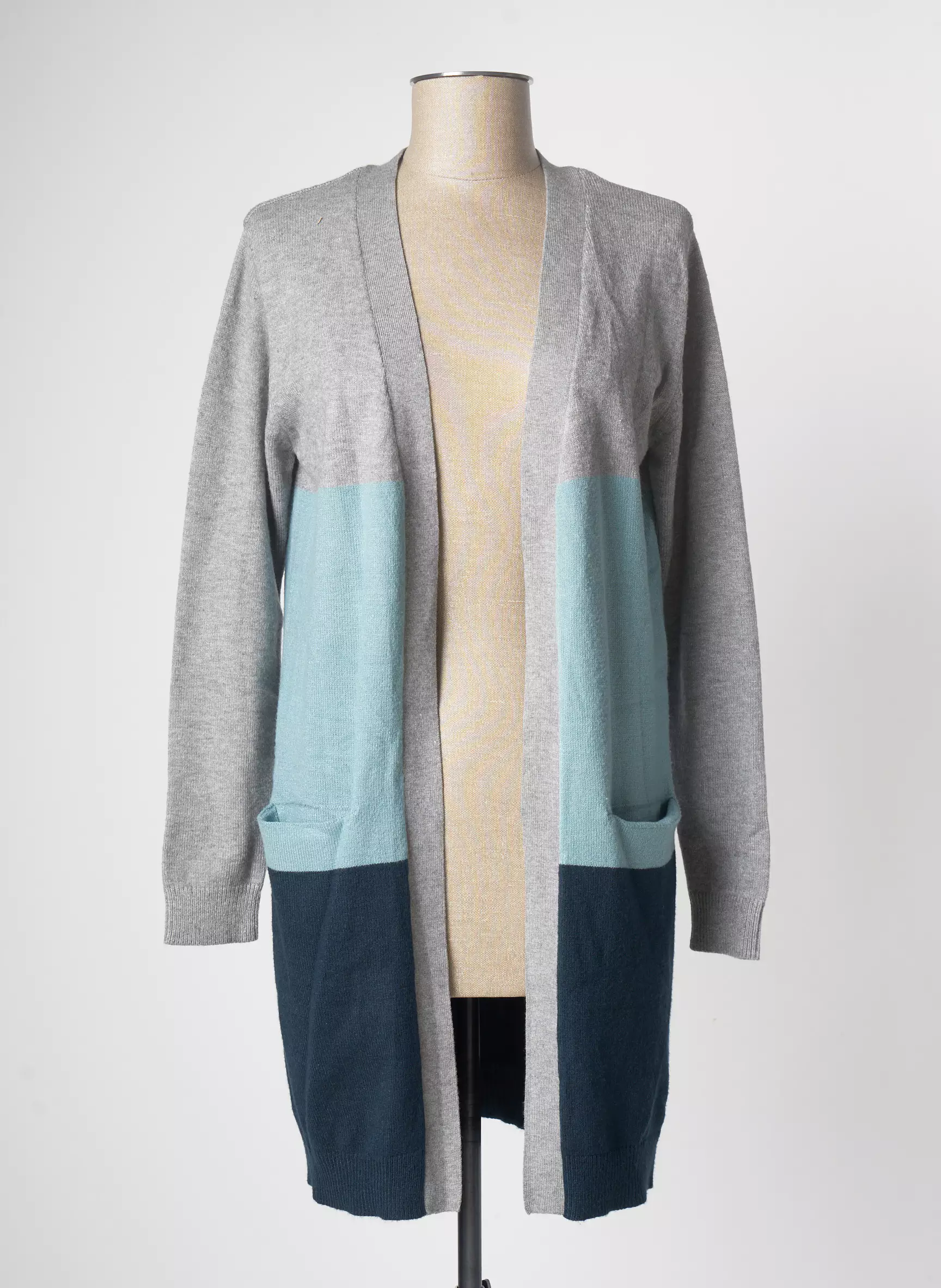 B Young Cardigans Femme couleur gris