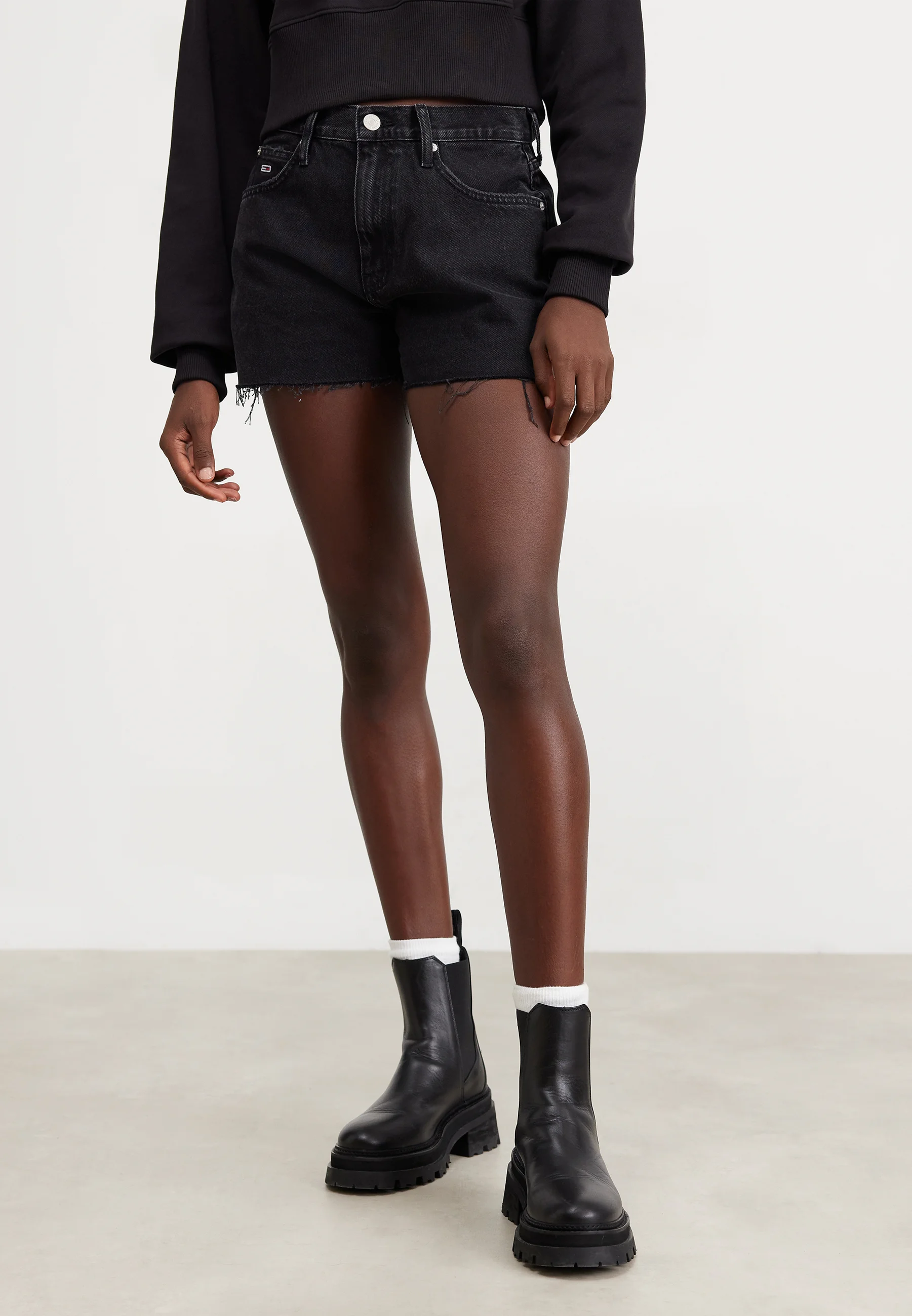 Tommy Jeans HOT PANT - Pantalones cortos vaqueros