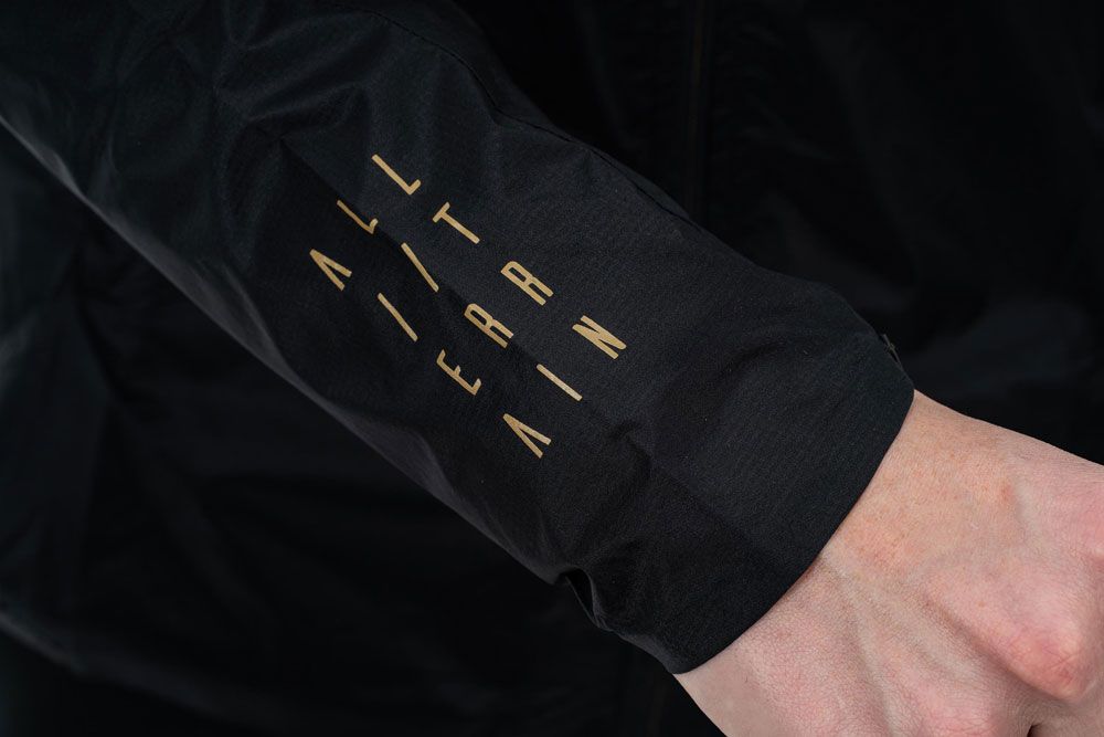 Cube ATX Breaker - MTB Windjacke kaufen | Bike-Discount