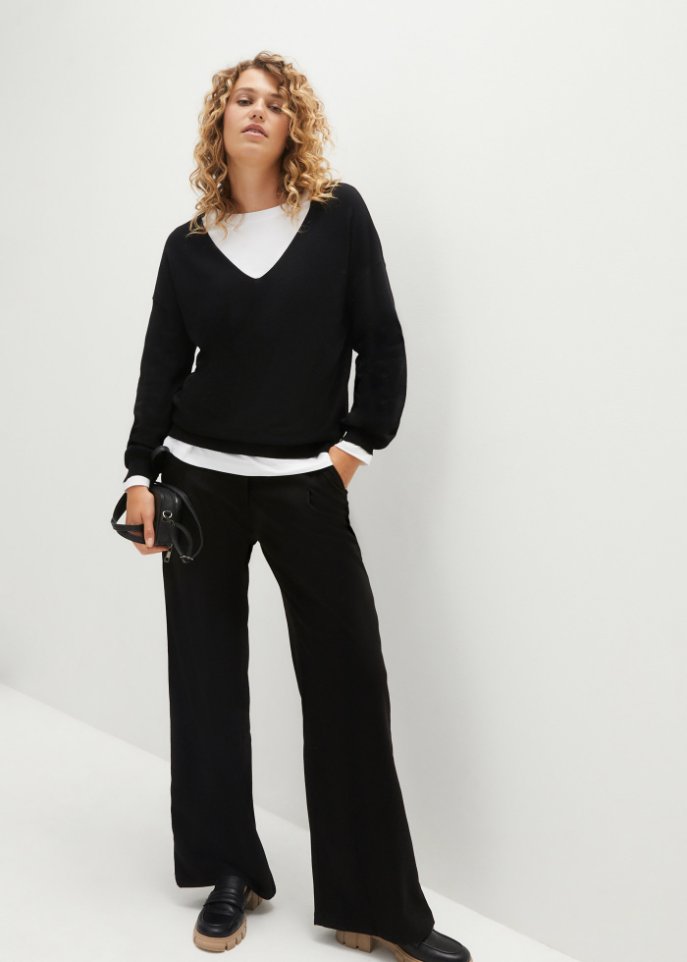 Oversize-Pullover mit tiefem V-Ausschnitt