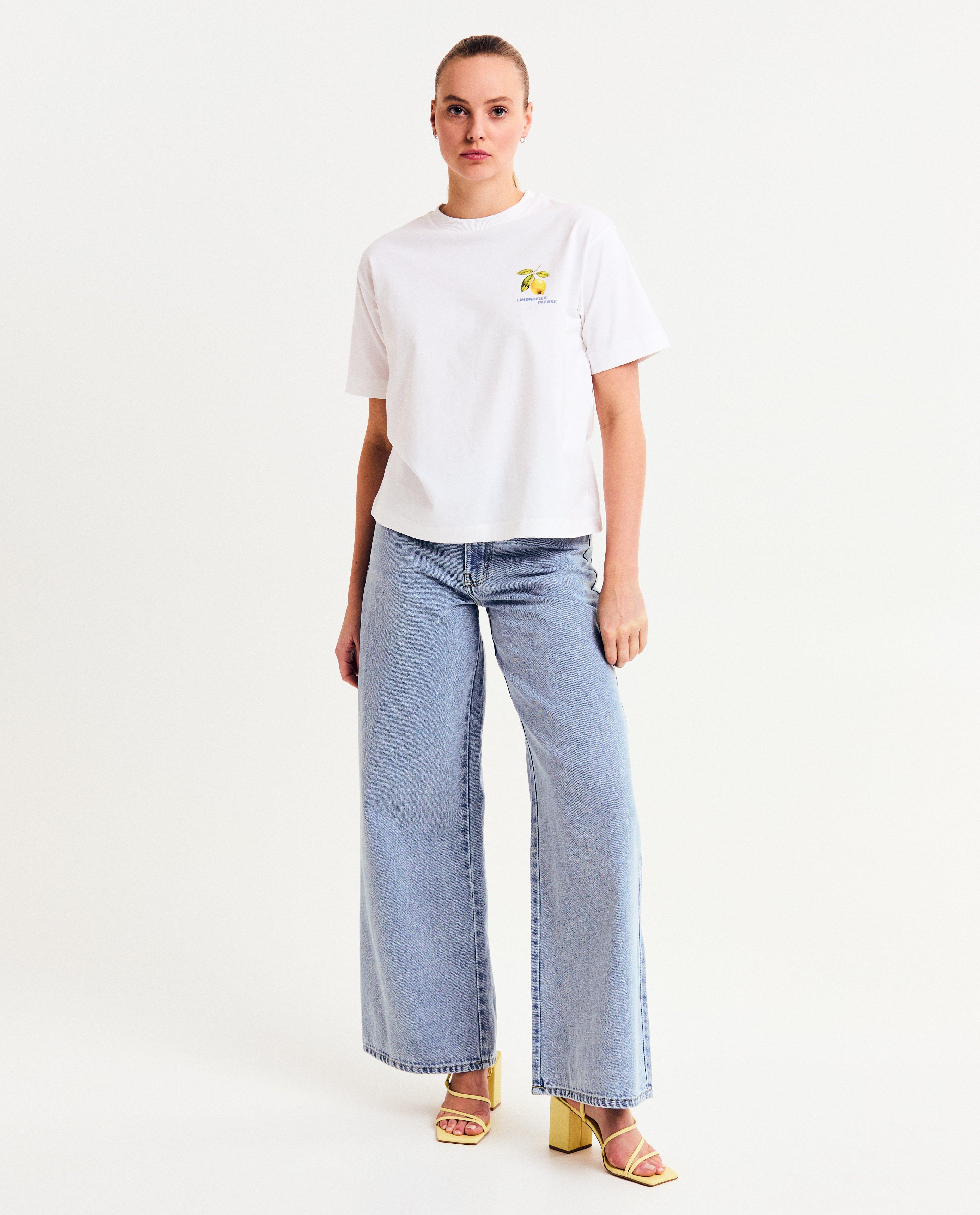 Sora T-shirt med blått tryck på baksidan