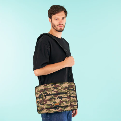 Umeda 13/14 inch green laptop sleeve