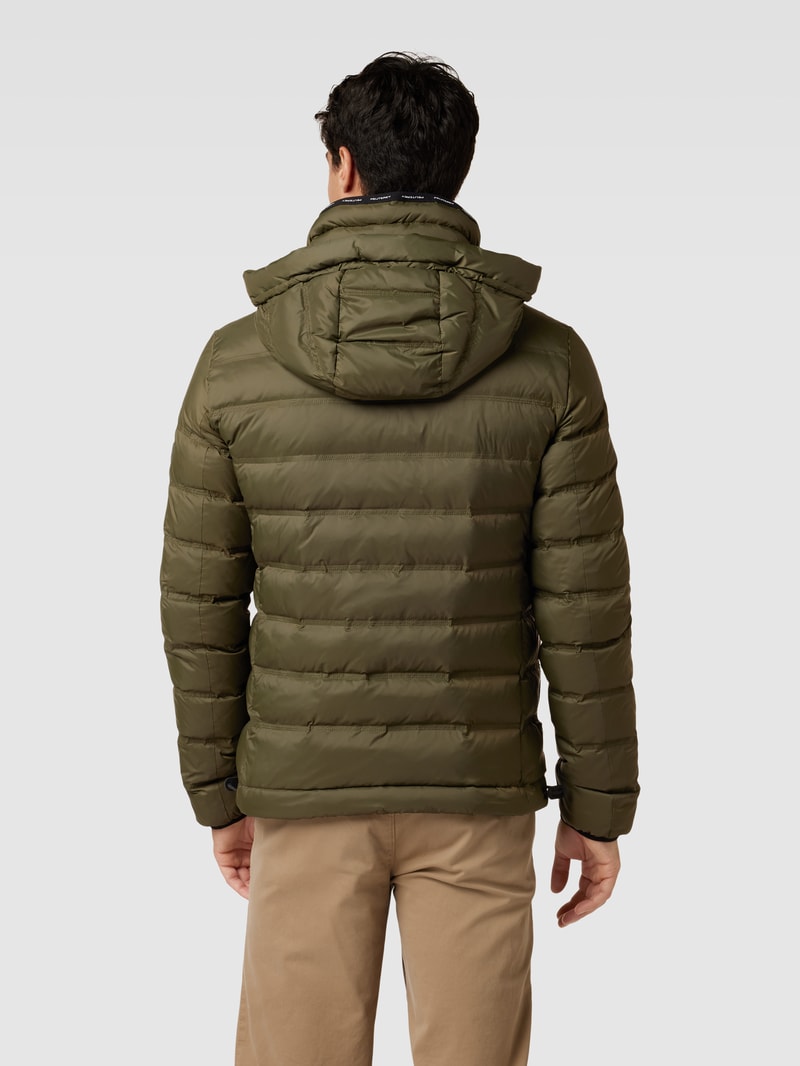 Steppjacke mit abnehmbarer Kapuze Modell 'BOGGS' in olivgrün