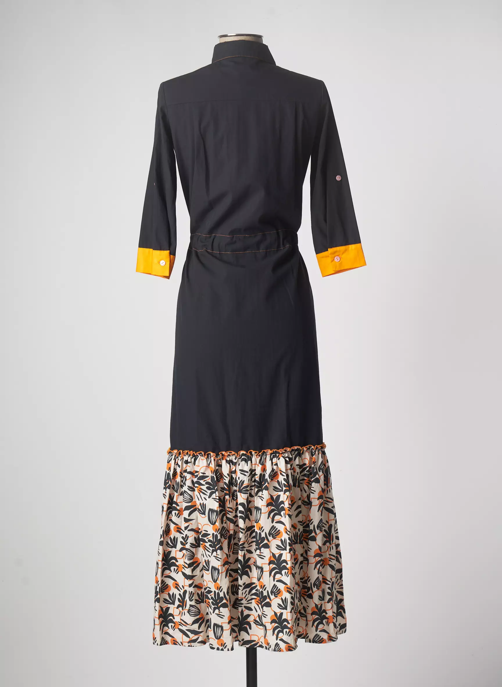 Pame Carrioni Robes Longues Femme couleur noir