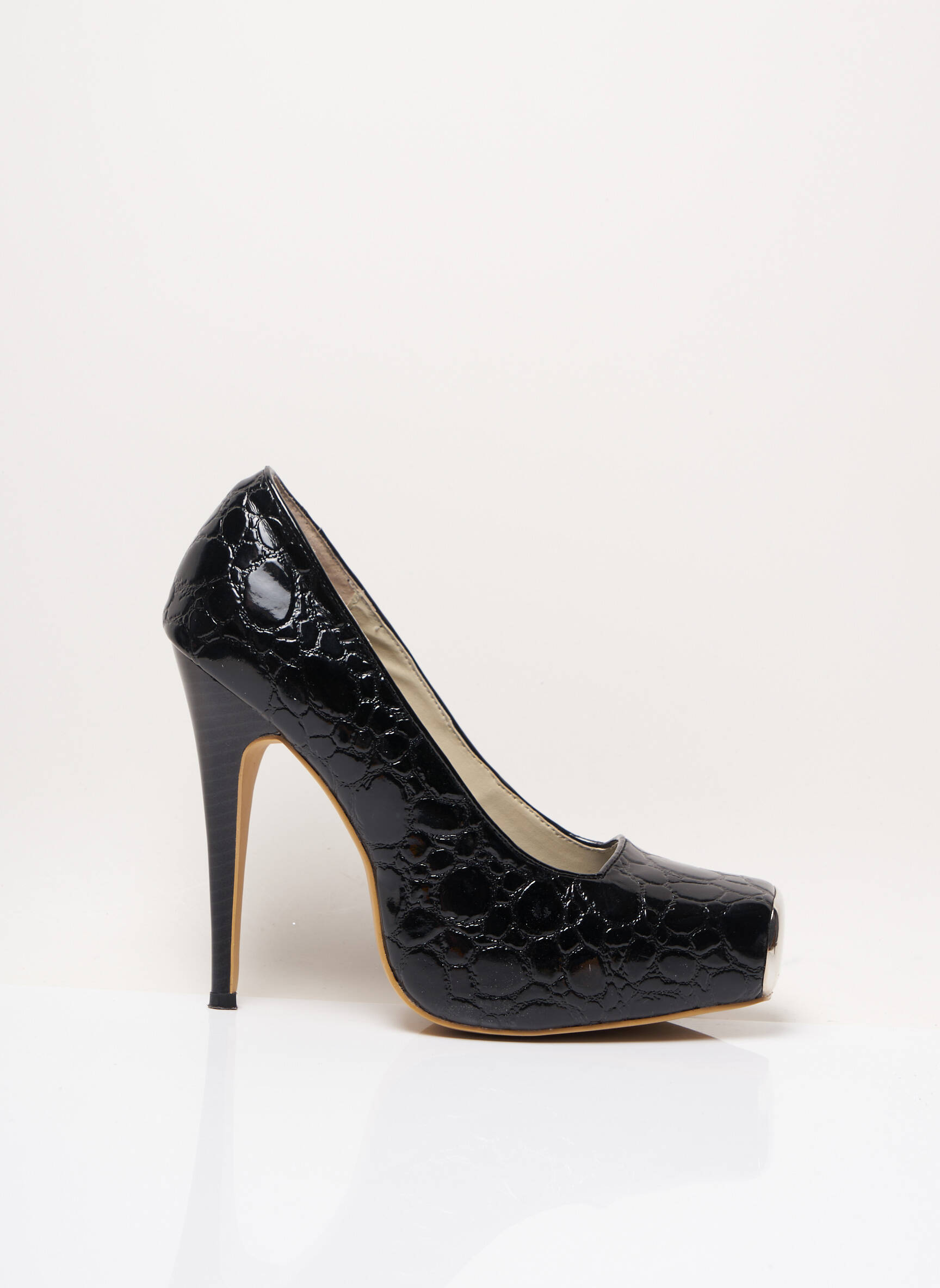 Mc Queen Escarpins Femme couleur noir