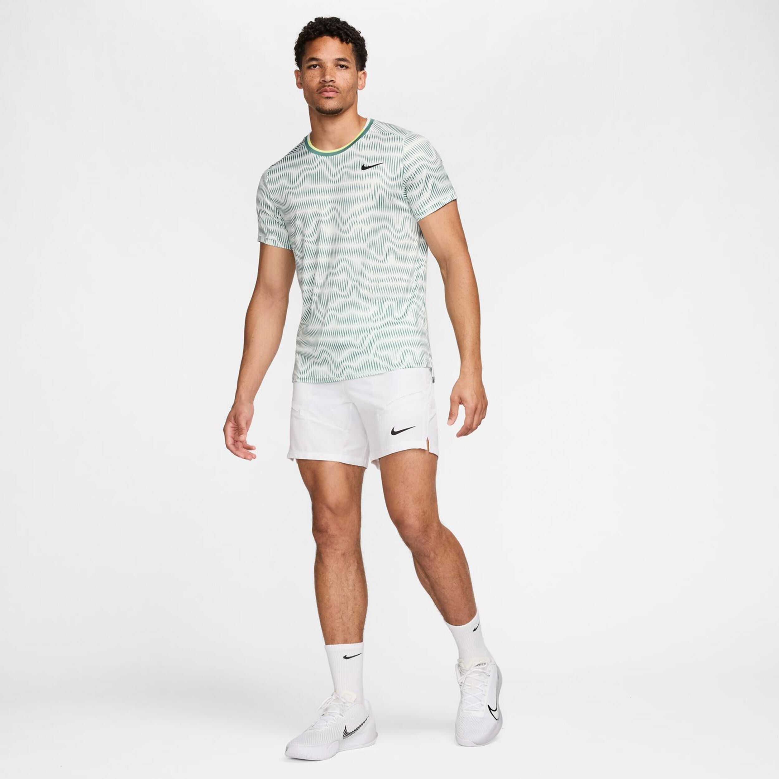 Dri-Fit Court Advantage 7in Shorts Herren - Weiß
