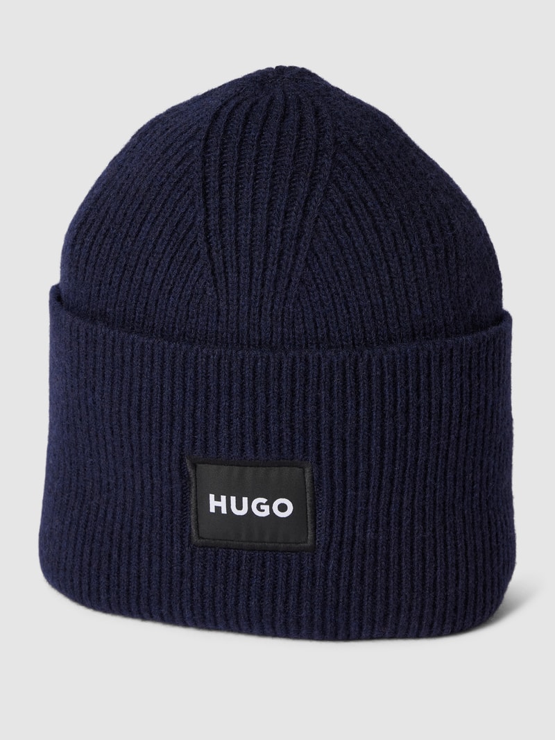 Beanie mit Label-Applikation Modell 'Xaff' in marineblau