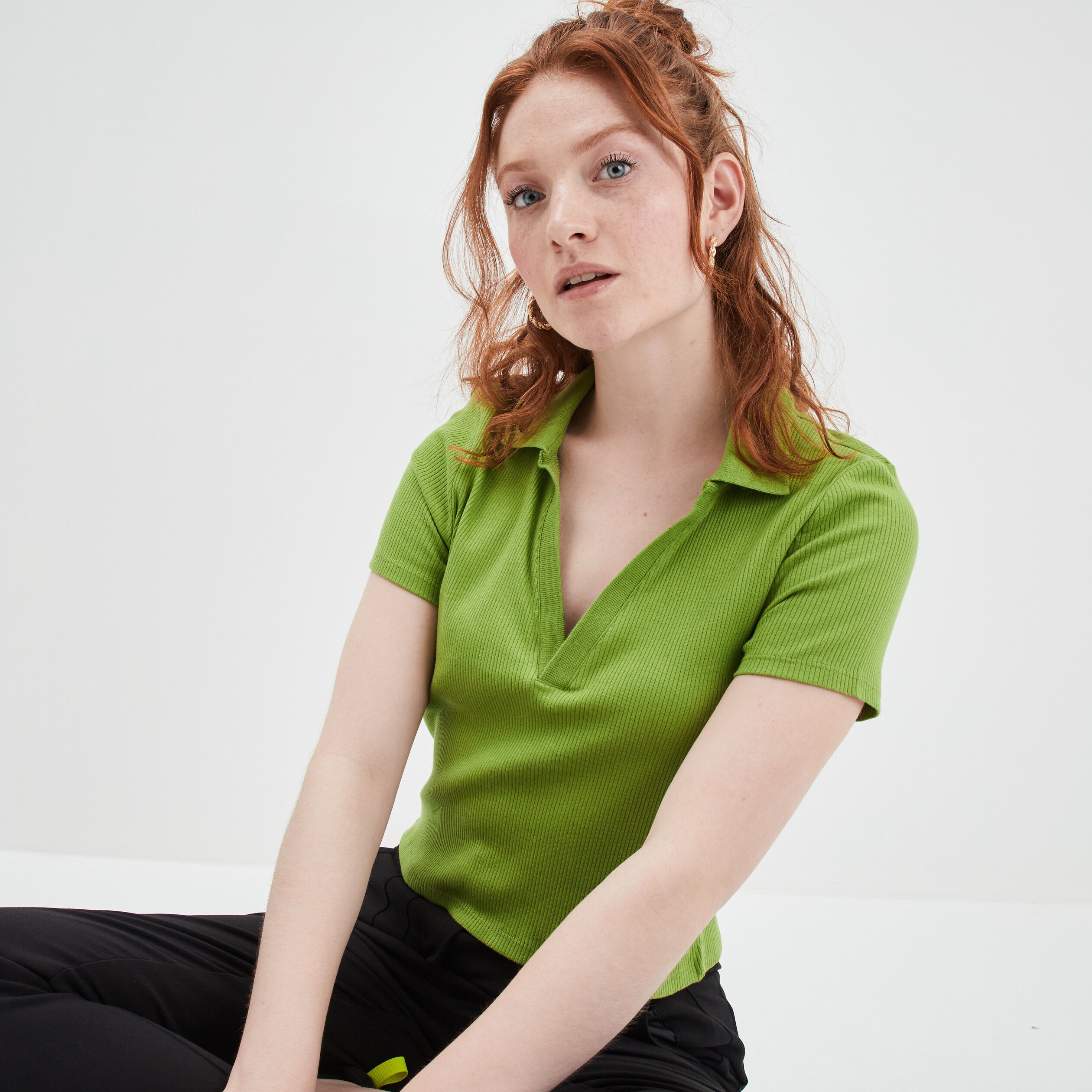 T-shirt court côtelé col polo coton vert femme | La Halle