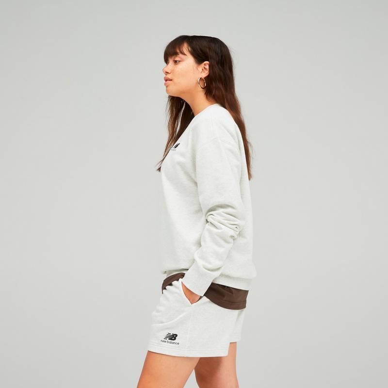 NEW BALANCE Essentials Sweatshirt
