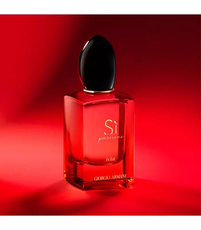 SI PASSIONE ECLAT Eau de Parfum Vaporisateur