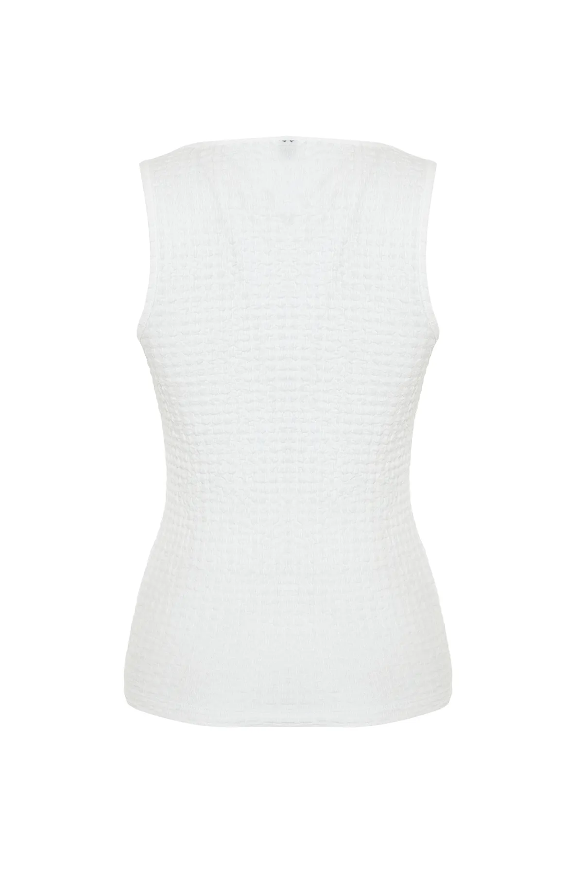 Trendyol Collection  Weißes Neckholder-Tanktop aus strukturiertem, flexiblem Strick TWOSS24AL00017